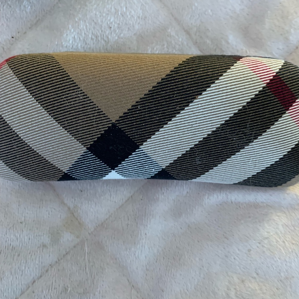 Burberry Plaid Sunglasses Case New In Box, New With Tags